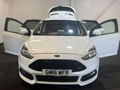 Ford Focus 2.0 Focus ST-2 T 5dr 9