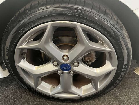 Ford Focus 2.0 Focus ST-2 T 5dr 37