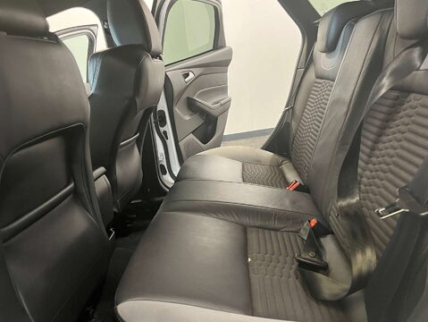 Ford Focus 2.0 Focus ST-2 T 5dr 42