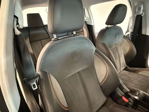 Peugeot 2008 1.2 2008 Crossway PureTech 5dr 8
