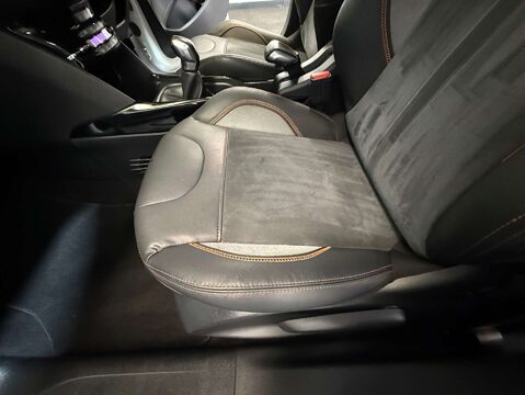Peugeot 2008 1.2 2008 Crossway PureTech 5dr 38