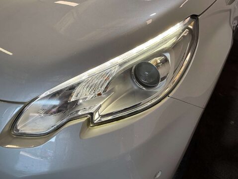 Peugeot 2008 1.2 2008 Crossway PureTech 5dr 43