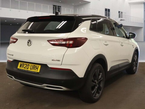 Vauxhall Grandland X 1.2 Grandland X Griffin T 5dr 4