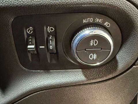 Vauxhall Grandland X 1.2 Grandland X Griffin T 5dr 16
