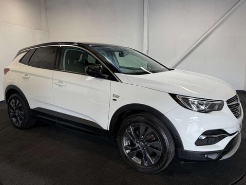 Vauxhall Grandland X 1.2 Grandland X Griffin T 5dr 8