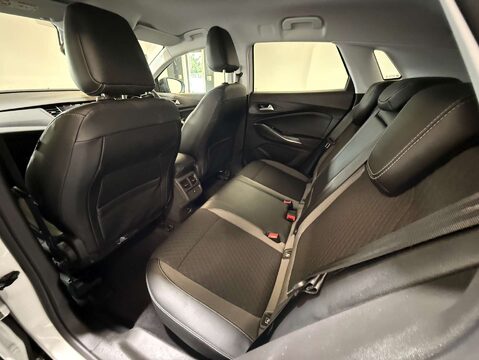 Vauxhall Grandland X 1.2 Grandland X Griffin T 5dr 42