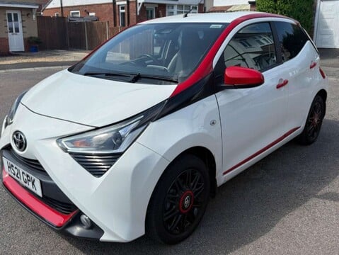 Toyota Aygo 1.0 Aygo X-Trend TSS VVT-i 5dr 1