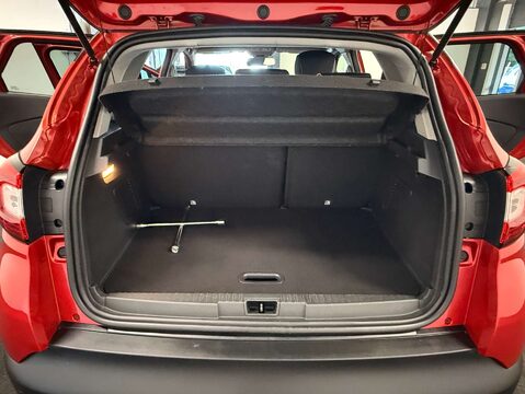 Renault Captur 1.5 Captur Signature Nav dCi Auto 5dr 18