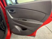 Renault Captur 1.5 Captur Signature Nav dCi Auto 5dr 42
