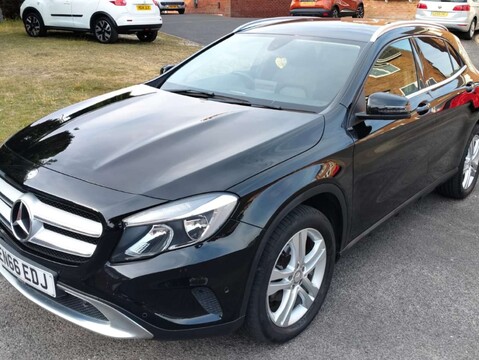 Mercedes-Benz GLA 2.1 GLA 200 D Sport Executive Auto 5dr 1