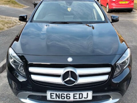 Mercedes-Benz GLA 2.1 GLA 200 D Sport Executive Auto 5dr 4
