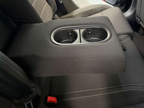 Volkswagen Golf 2.0 Golf GTD TDI Semi-Auto 5dr 38