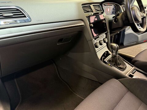 Volkswagen Golf 2.0 Golf GTD TDI Semi-Auto 5dr 48