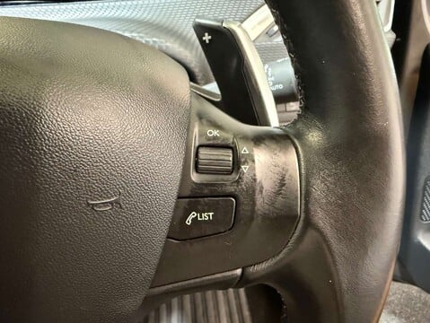 Peugeot 2008 1.2 2008 Allure S/S Semi-Auto 5dr 19