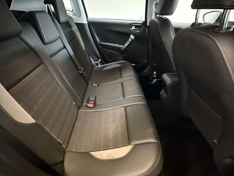 Peugeot 2008 1.2 2008 Allure S/S Semi-Auto 5dr 28