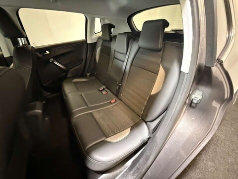 Peugeot 2008 1.2 2008 Allure S/S Semi-Auto 5dr 35