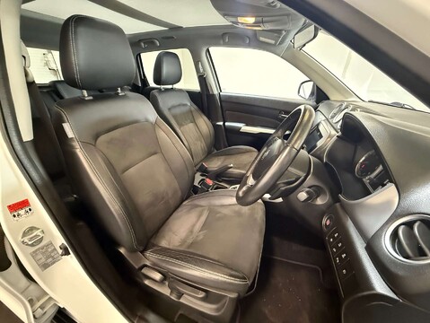 Suzuki Vitara 1.6 Vitara SZ5 DDiS Allgrip Semi-Auto 4WD 5dr 14