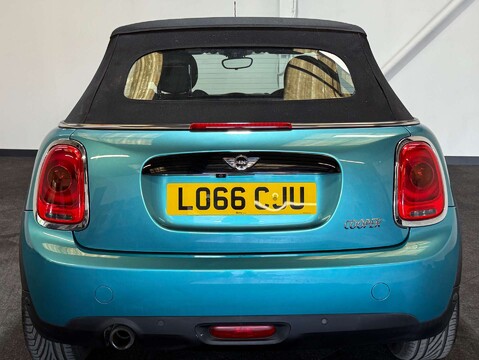 Mini Convertible 1.5 Cooper Auto 2dr 5
