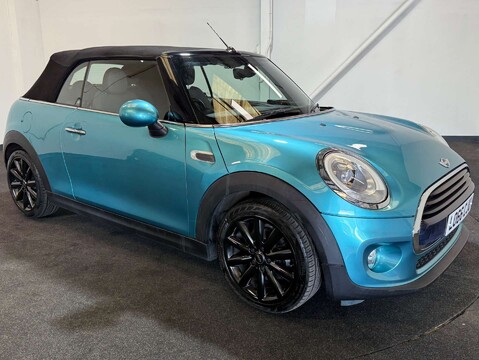 Mini Convertible 1.5 Cooper Auto 2dr 8