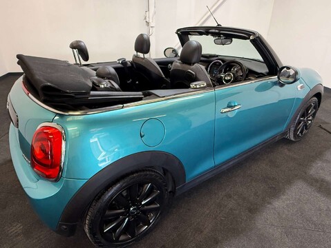 Mini Convertible 1.5 Cooper Auto 2dr 28