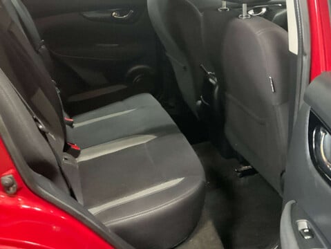 Nissan Qashqai 1.2 Qashqai Acenta DiG-T 5dr 8