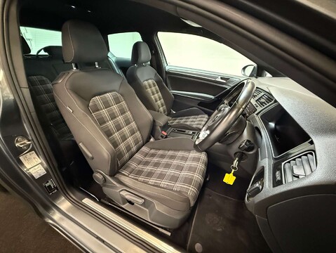 Volkswagen Golf 2.0 Golf GTD TDI Semi-Auto 3dr 14