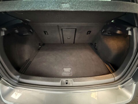 Volkswagen Golf 2.0 Golf GTD TDI Semi-Auto 3dr 33