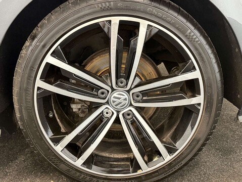 Volkswagen Golf 2.0 Golf GTD TDI Semi-Auto 3dr 35