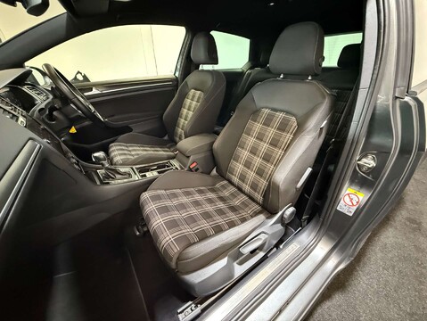 Volkswagen Golf 2.0 Golf GTD TDI Semi-Auto 3dr 40