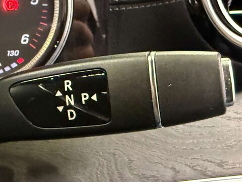 Mercedes-Benz E Class 2.0 E 220 D AMG Line Auto 5dr 27