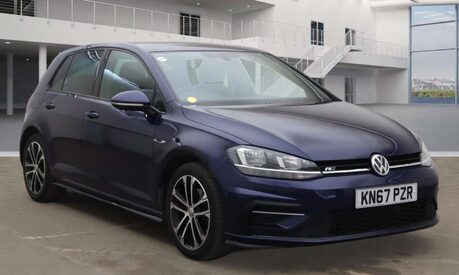 Volkswagen Golf 2.0 Golf R-Line TDI BlueMotion Technology DSG Auto 5dr