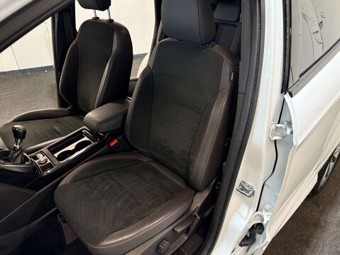 Ford Kuga 1.5 Kuga ST-Line 5dr 58