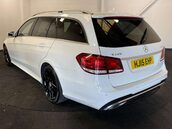 Mercedes-Benz E Class 2.1 E220 AMG Line Bluetec Auto 5dr 4