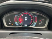 Volvo XC60 2.4 XC60 R-Design Luxury Nav D5 AWD Auto 4WD 5dr 6