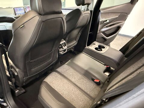 Peugeot 3008 1.6 3008 Allure Blue HDi S/S 5dr 44