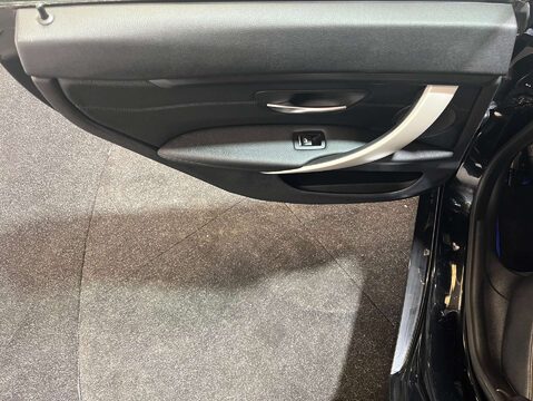 BMW 4 Series 2.0 420D Gran Coupe SE Auto 5dr 47