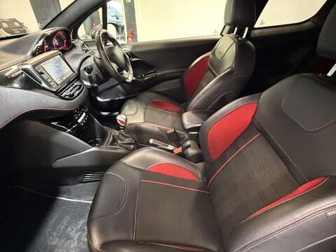 Peugeot 208 1.6 208 GTi Prestige THP 3dr 33
