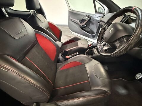 Peugeot 208 1.6 208 GTi Prestige THP 3dr 13