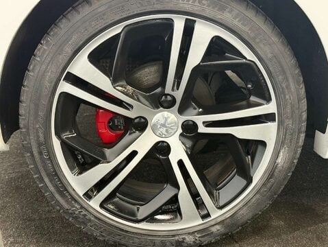 Peugeot 208 1.6 208 GTi Prestige THP 3dr 28