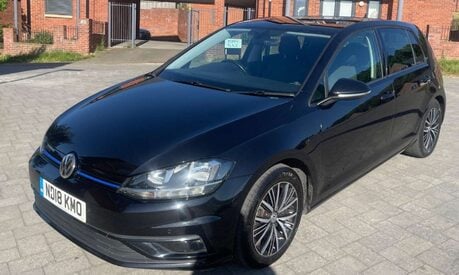 Volkswagen Golf 1.0 Golf SE TSi BlueMotion Technology 5dr