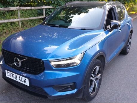 Volvo XC40 2.0 XC40 R-Design D3 5dr