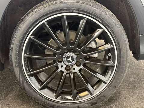 Mercedes-Benz GLA 2.1 GLA 220 AMG Line Executive D 4Matic Auto 4WD 5dr 36