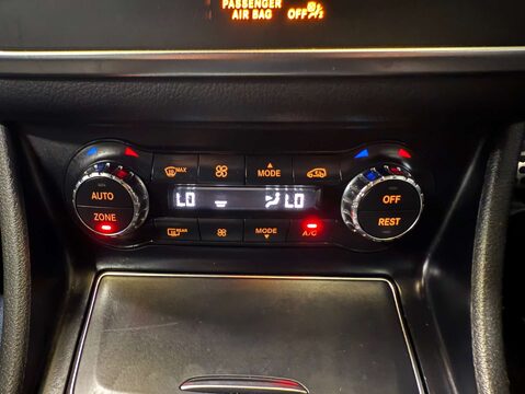 Mercedes-Benz GLA 2.1 GLA 220 AMG Line Executive D 4Matic Auto 4WD 5dr 24