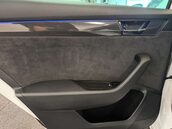 Skoda Superb 2.0 Superb Sportline TDI 5dr 40