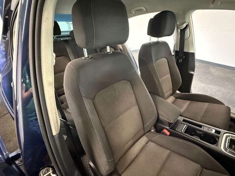 Volkswagen Passat 1.6 Passat SE Business TDI BlueMotion Technology 4dr 16