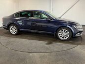 Volkswagen Passat 1.6 Passat SE Business TDI BlueMotion Technology 4dr 6