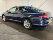 Volkswagen Passat 1.6 Passat SE Business TDI BlueMotion Technology 4dr 3