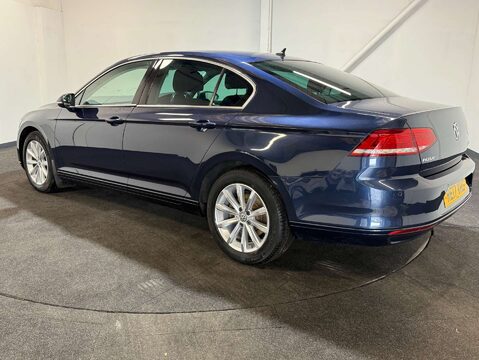 Volkswagen Passat 1.6 Passat SE Business TDI BlueMotion Technology 4dr 3