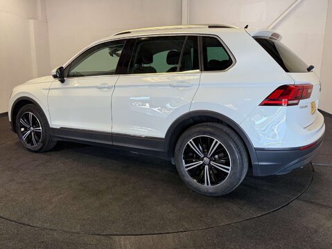 Volkswagen Tiguan 2.0 Tiguan SE Nav TDI BlueMotion Technology Semi-Auto 5dr 3