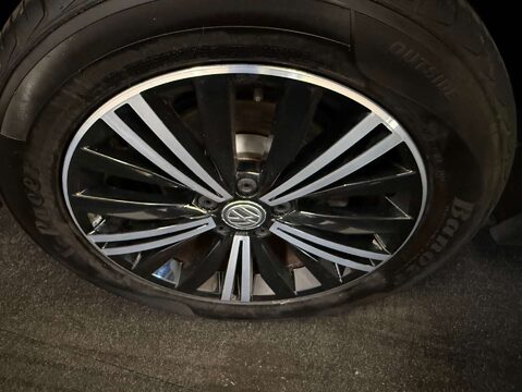 Volkswagen Tiguan 2.0 Tiguan SE Nav TDI BlueMotion Technology Semi-Auto 5dr 39